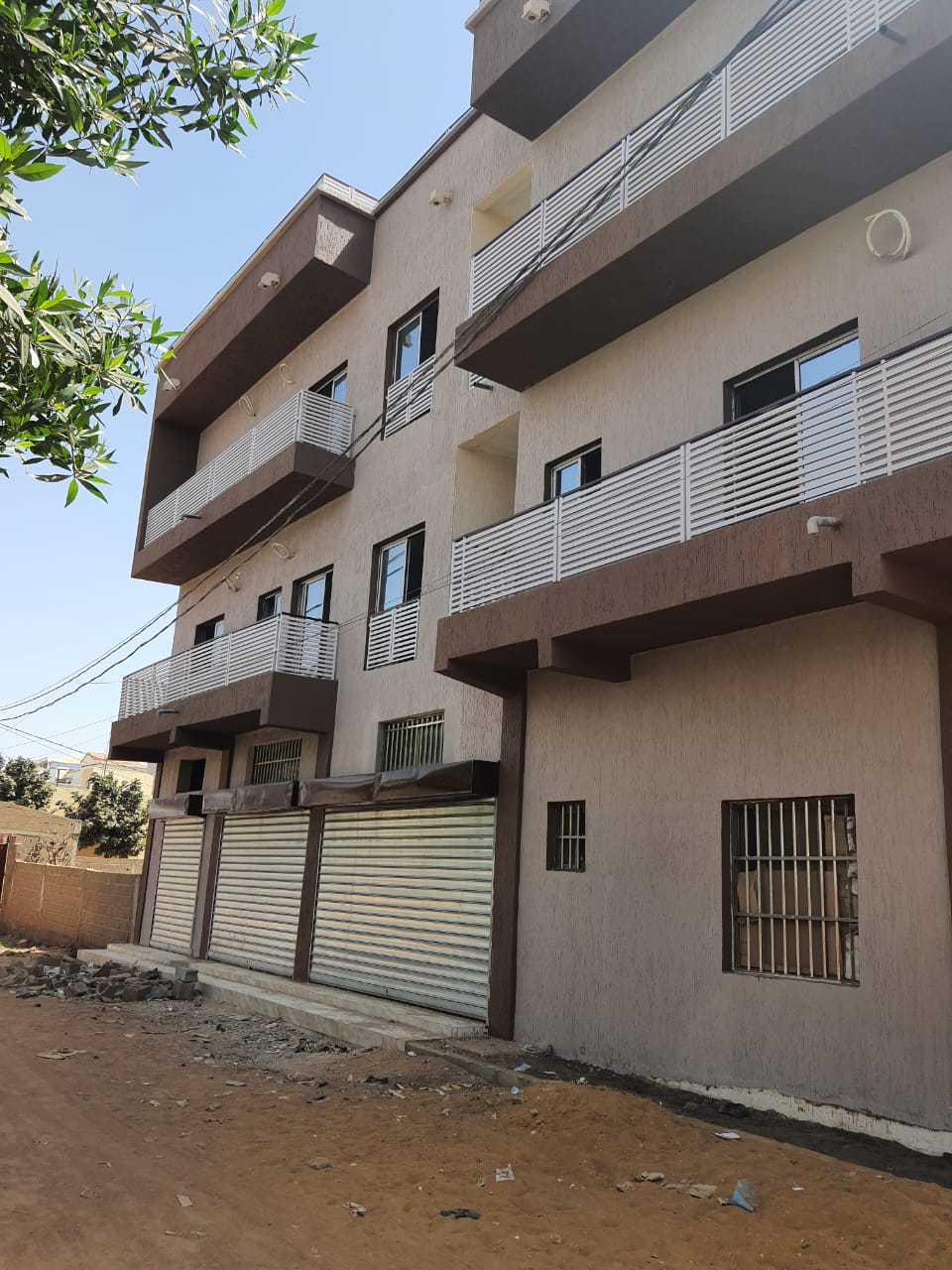 Batiment en cours de construction par MOHA COM SARL