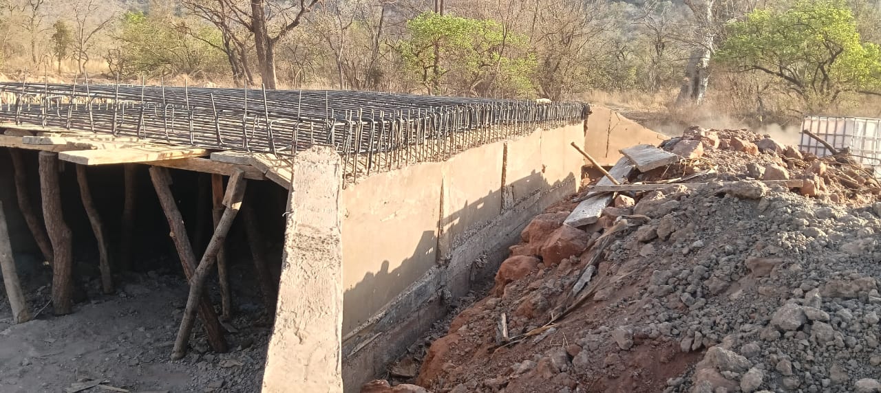 Ouvrage de franchissement et de drainage réalisé par MOHA COM SARL
