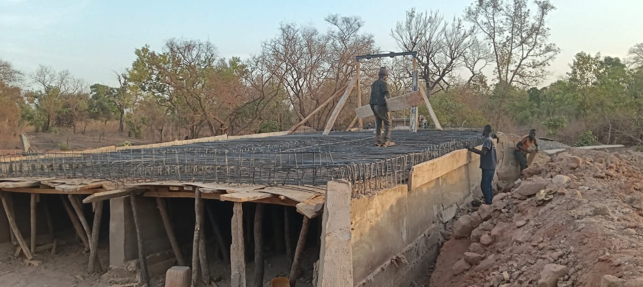 Ouvrage de franchissement et de drainage réalisé par MOHA COM SARL