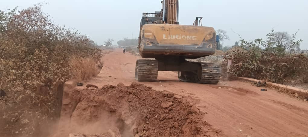 Travaux de voirie et de terrassement menés par MOHA COM SARL