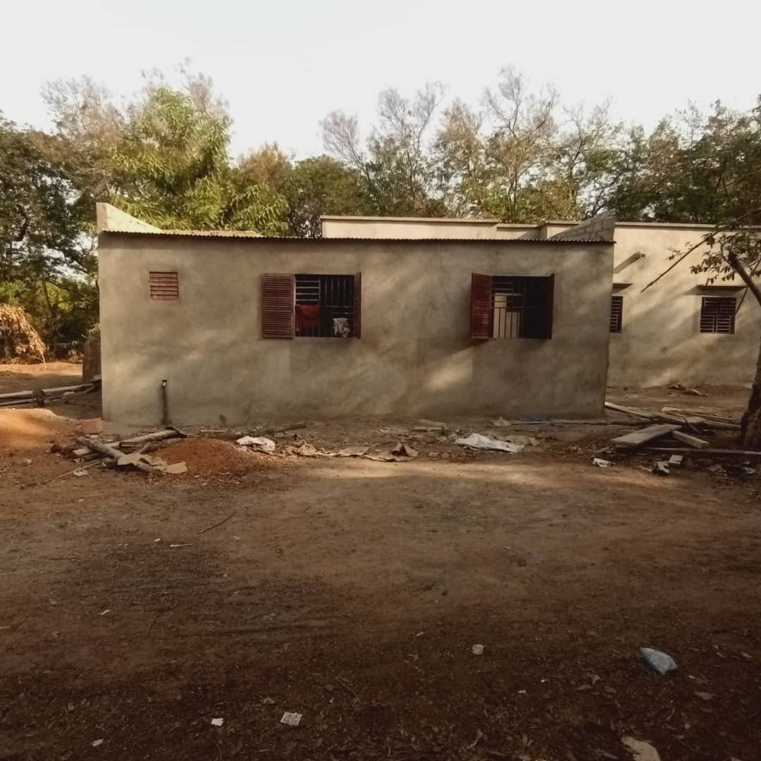 Bâtiment en cours de construction par MOHA COM SARL